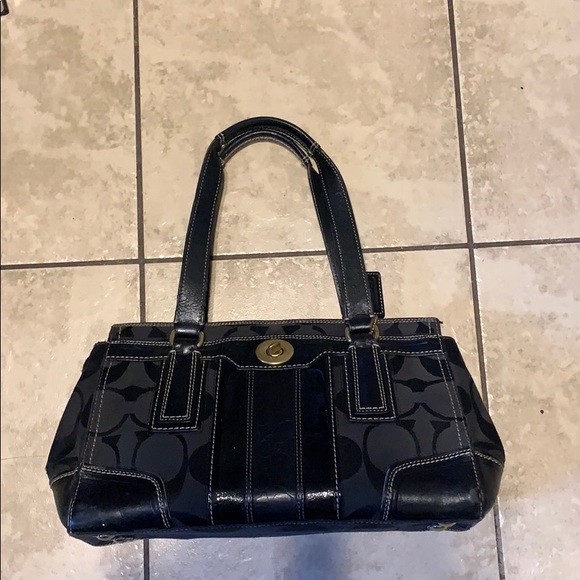 Coach Purse - Picture 5 of 8